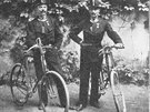 Cyklohlídka brnnských stráník z roku 1906.