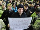 Protest proti zruen rychlkovch spoj na ndra v Kianov na rsku.