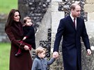 Vévodkyn Kate, princezna Charlotte, princ George a princ William (Englefield,...