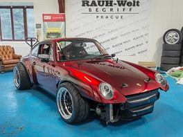 Stavba prvního �eského RWB Porsche