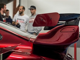 Stavba prvního �eského RWB Porsche