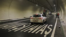 Euroasijský tunel v Istanbulu je dlouhý 5,4 kilometru, pod moskou hladinou...