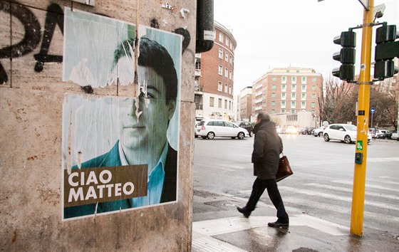 ím. Plakát oslavující rezignaci italského premiéra Mattea Renziho poté, co...