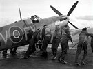 Spitfire Mk.IXC 611. perut RAF. Na stejném typu létal u této jednotky i Jií...