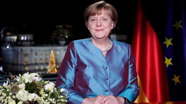 Nmeck kanclka Angela Merkelov po natoen svho novoronho projevu (30. prosince 2016).