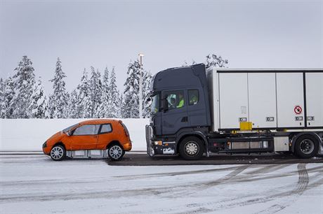 Systm autonomnho brzdn Scania (AEB - Advanced Emergency Braking)