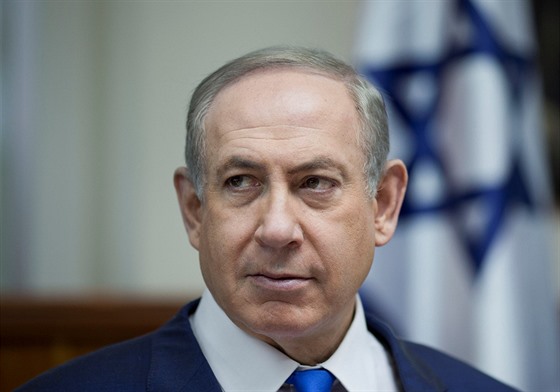Izraelský premiér Benjamin Netanjahu na setkání kabinetu (8. ledna 2017)