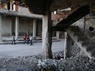 Chlapci na pedmstí Damaku. (30. prosince 2016)