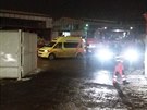 Vbuch lhve s plynem pi poru zranil v Plzni tyi hasice.