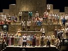 Scéna z Verdiho Nabucca v Metropolitní opeře