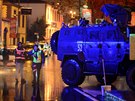 Turecká policie poslala do ulic Istanbulu na 17 tisíc svých lidí. Útoku v klubu...