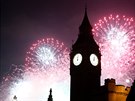 Big Ben a ohostroj na oslavu píchodu roku 2017. (1. 1. 2017)