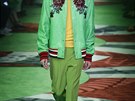 Zelená v kolekci pro jaro a léto módního domu Gucci.