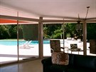 Obývací pokoj Franka Sinatry s výhledem na bazén