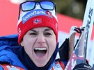Norská běžkyně na lyžích Heidi Wengová slaví triumf na Tour de Ski.