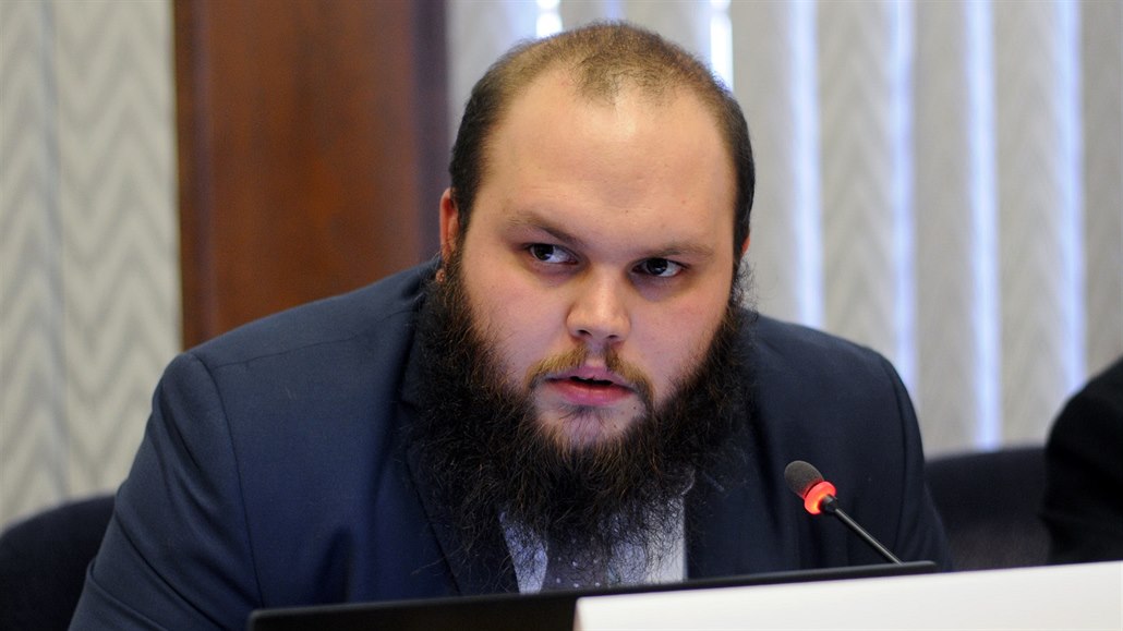 Jakub Mí�ek, který si spole�n� s Jaromírem Ry�kou zalo�il nový klub hnutí ANO...