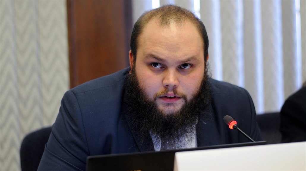 Jakub Mí�ek, který si spole�n� s Jaromírem Ry�kou zalo�il nový klub hnutí ANO...