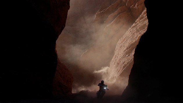 panlsk motocyklista Joan Barreda ve tet etap Rallye Dakar.