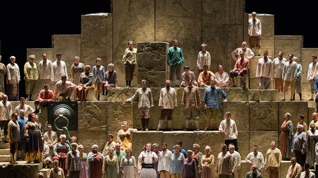 Scna z Verdiho Nabucca v Metropolitn opee