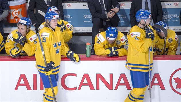 Severský smutek. Hokejisté Švédska nestačili v semifinále MS do 20 let na Kanadu.