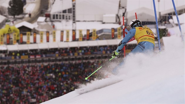 Henrik Kristoffersen v obm slalomu v Adelbodenu.