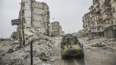 Rutí vojáci v Aleppu na nedatovaném snímku zveejnném ruským ministerstvem...