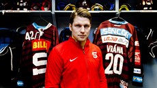 V KABIN�. Spar�anský úto�ník Petr Vrána.