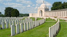 Válený hbitov zvaný Tyne Cot nedaleko Yper