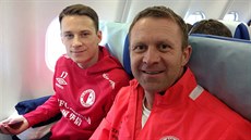 Reprezentaní obránce i záloník Jan Sýkora (vlevo) a vedoucí slávistického...