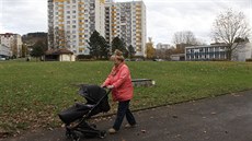 Dnení pohled na Severní Terasu. Sídlit je neobvyklé i tím, e mezi...