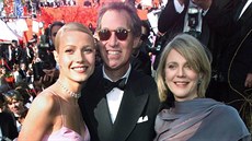 Gwyneth Paltrowová, její otec Bruce Paltrow a matka Blythe Dannerová (Los...
