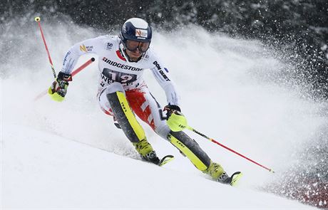 Krytof Krýzl na slalomové trati ve výcarském Wengenu.