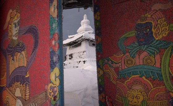 Buddhistický kláter ad up Ling na hoe Kakanar v ruském Sverdlovském kraji...