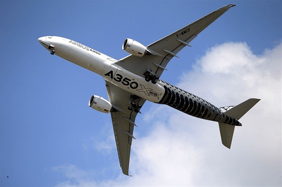 Airbus A350. Práv na tento segment cílí rusko-ínský projekt nového dopravního letadla