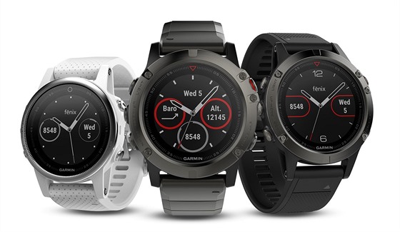 Nov sporttester Garmin Fenix 5 ve tech variantch.