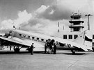 Od jara 1936 létaly u LS moderní americké Douglasy DC-2 celokovové konstrukce...