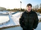 Bývalý hokejista Jaromír Meixner stojí na míst, kde stával starý stadion za...