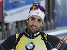 Francouzský biatlonista Martin Fourcade se raduje z triumfu ve sprintu v...