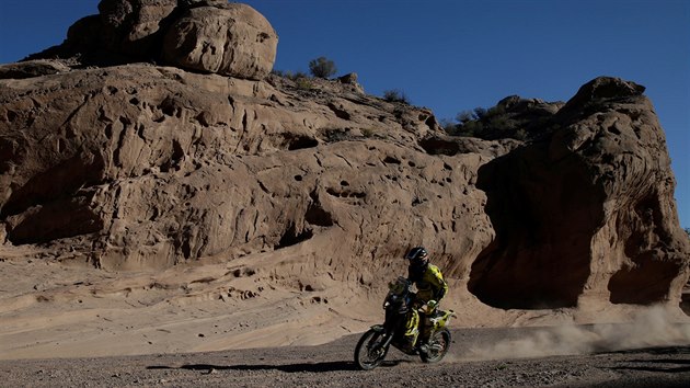 Slovensk motocyklista tefan Svitko v dest etap Rallye Dakar.