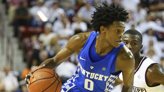 De'Aaron Fox z Kentucky obeel I. J. Readyho z Mississippi State.