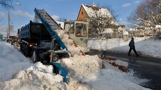 Naklada s oznaenm KO206A pezdvan Stalinovy ruce v ulicch Jablonce.