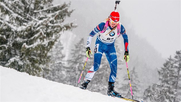 Markta Davidov na trati sprintu v Ruhpoldingu.