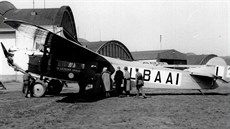 Fokker F VIIa. LS pouívala dva stroje tohoto typu, které zakoupila olétané od...