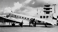 Od jara 1936 létaly u LS moderní americké Douglasy DC-2 celokovové konstrukce...