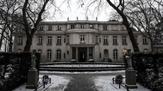 Vila na berlínském p�edm�stí Wannsee, kde se v roce 1942 se�ly nacistické...