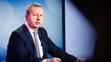 Ministr ivotního prostedí Richard Brabec v diskusním poadu iDNES.tv Rozstel...