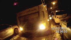 Navigace zavedla panlského idie kamionu do jednosmrky na sídliti