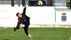 Spar�anský branká� Viktor Budinský b�hem soust�ed�ní ve �pan�lsku.