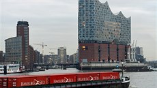 V Hamburku se otvírá Elbphilharmonie (Labská filharmonie), gigantický sklenný...