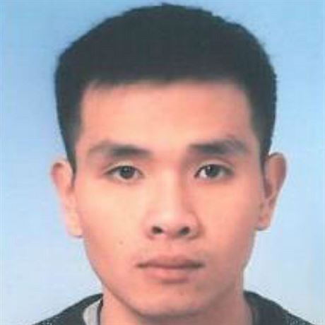 Policie ptr po dvaadvacetiletm Tran Anh Tuanovi, kter pepadl hernu v Kri...